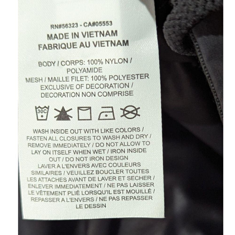 Nike Sportswear Style Essentials Utility Cargo Pants Standard Fit Taper Leg NWT - Picture 10 of 10